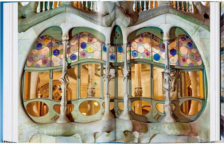 Gaudi-The-Complete-Works-extrait-2 Lunettes Galerie