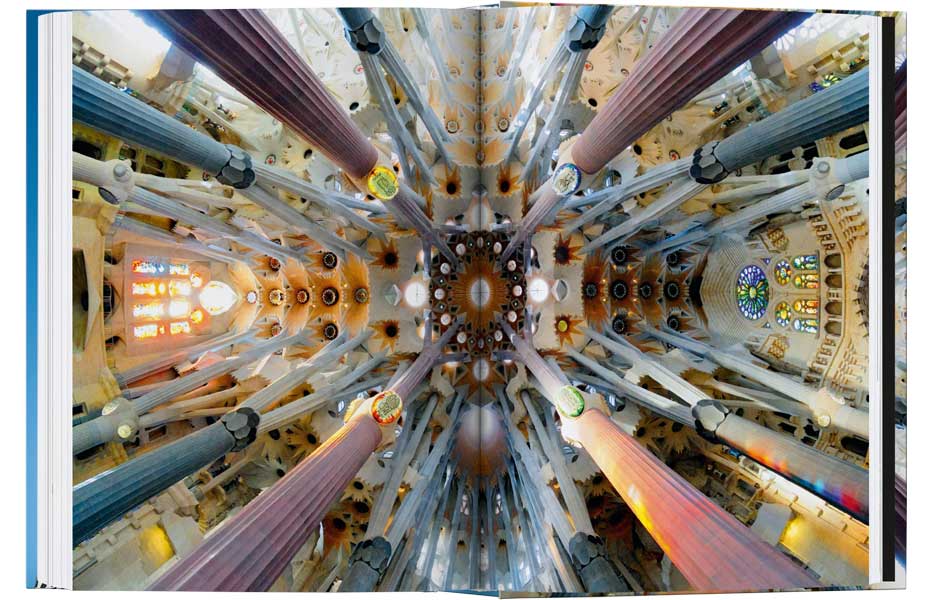 Gaudi-The-Complete-Works-extrait-3 Lunettes Galerie