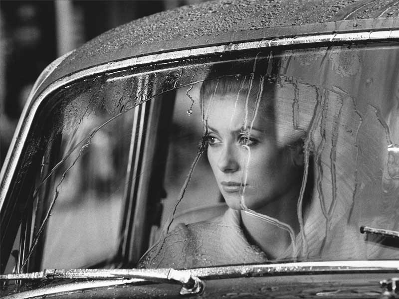 Catherine-Deneuve-tournage-du-film-Manon-Lunettes-Galerie.com