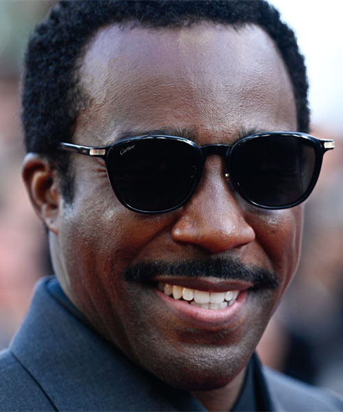 Tramell Tillman en lunettes Cartier