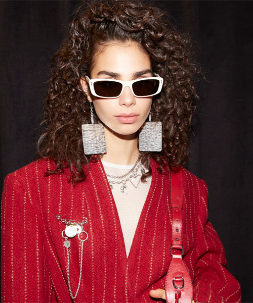 La collection de lunettes solaires Isabel Marrant by Safilo.