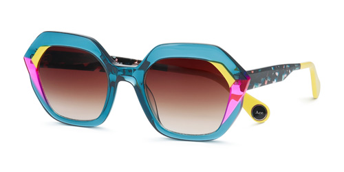 Lunettes Woow by Design Eyewear Group.