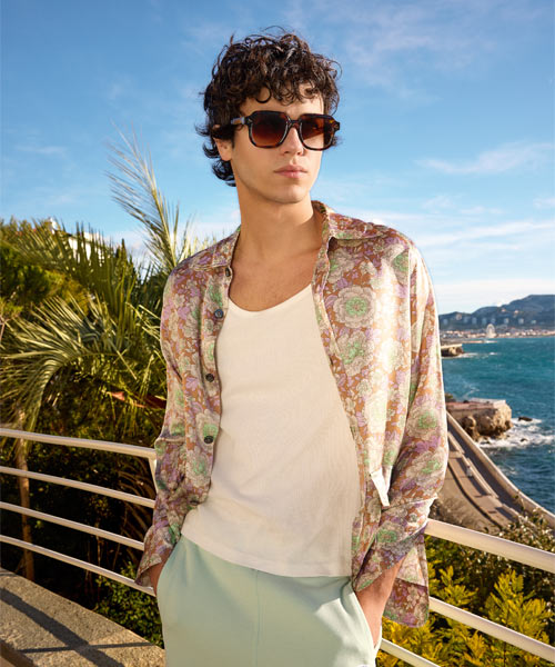 Lunettes solaires Paul & Joe.