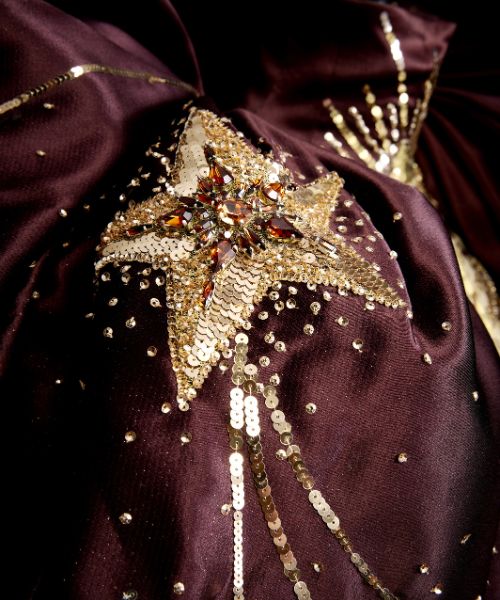 Robe dessinée par John Galliano