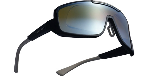 Lunettes solaires Vuarnet.